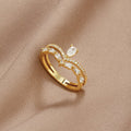 Valeria - Elegant Crystal Ring