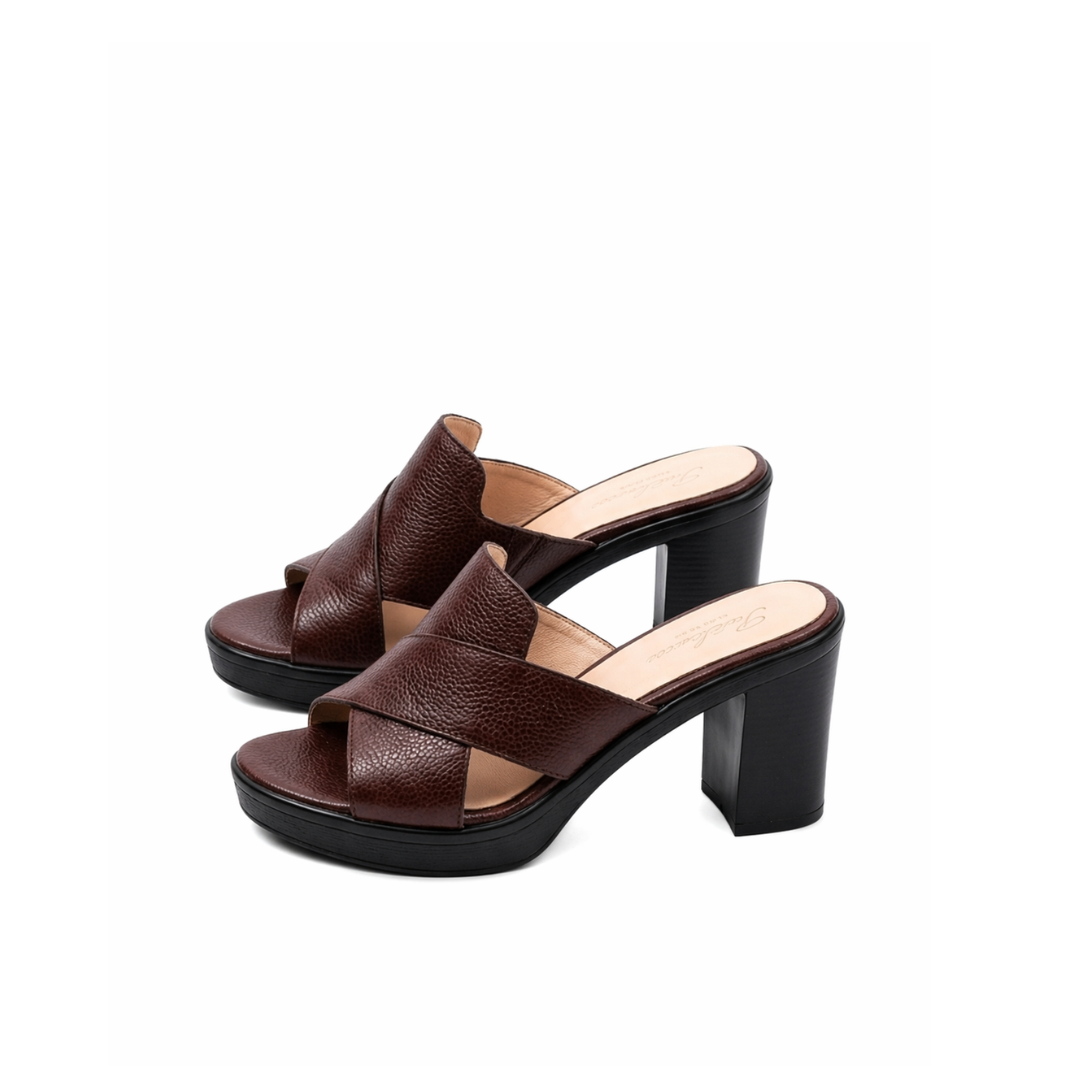 Della | Stylish orthopedic sandals