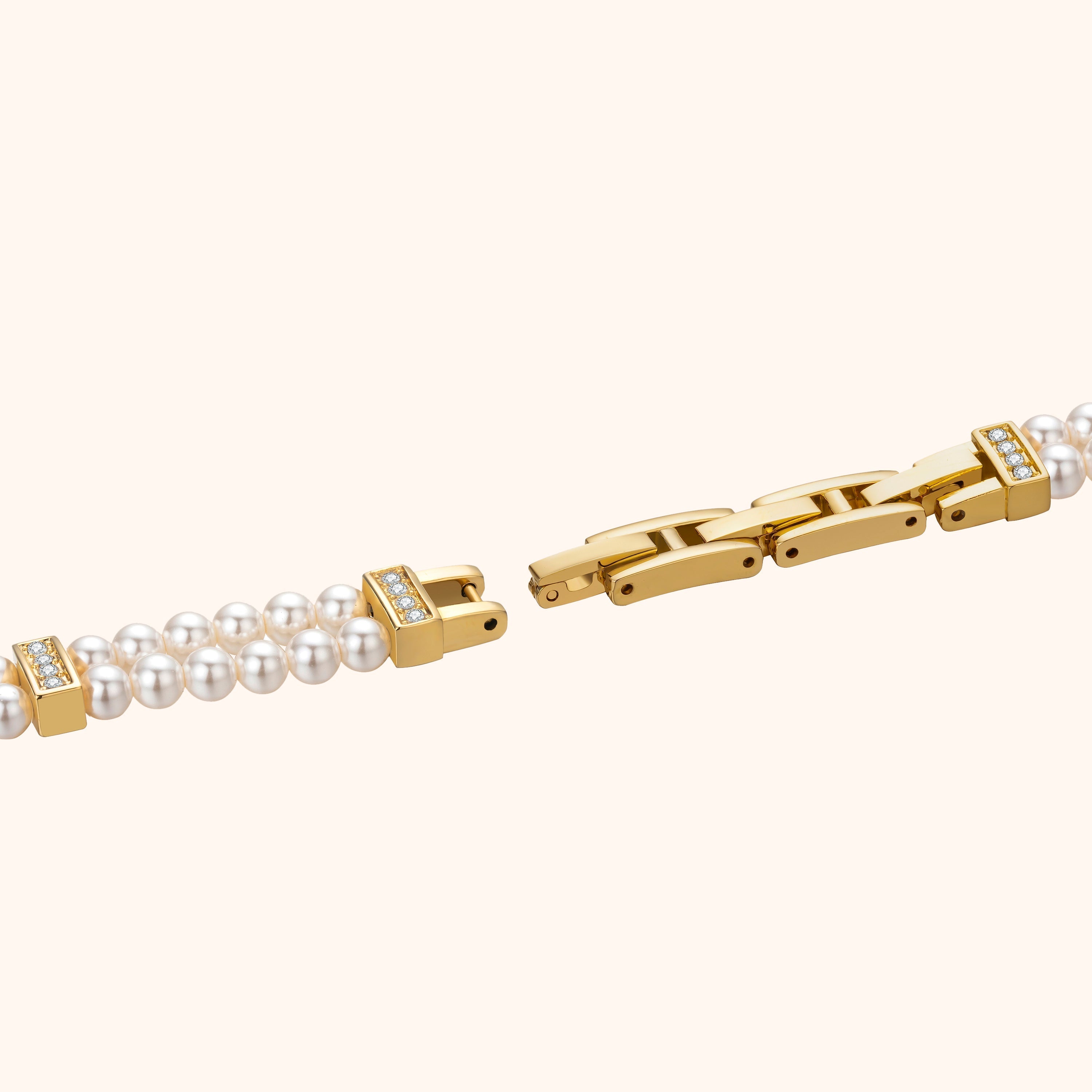 Gold-Colored Watch with Natural Pearls – Elegant Ladies Model