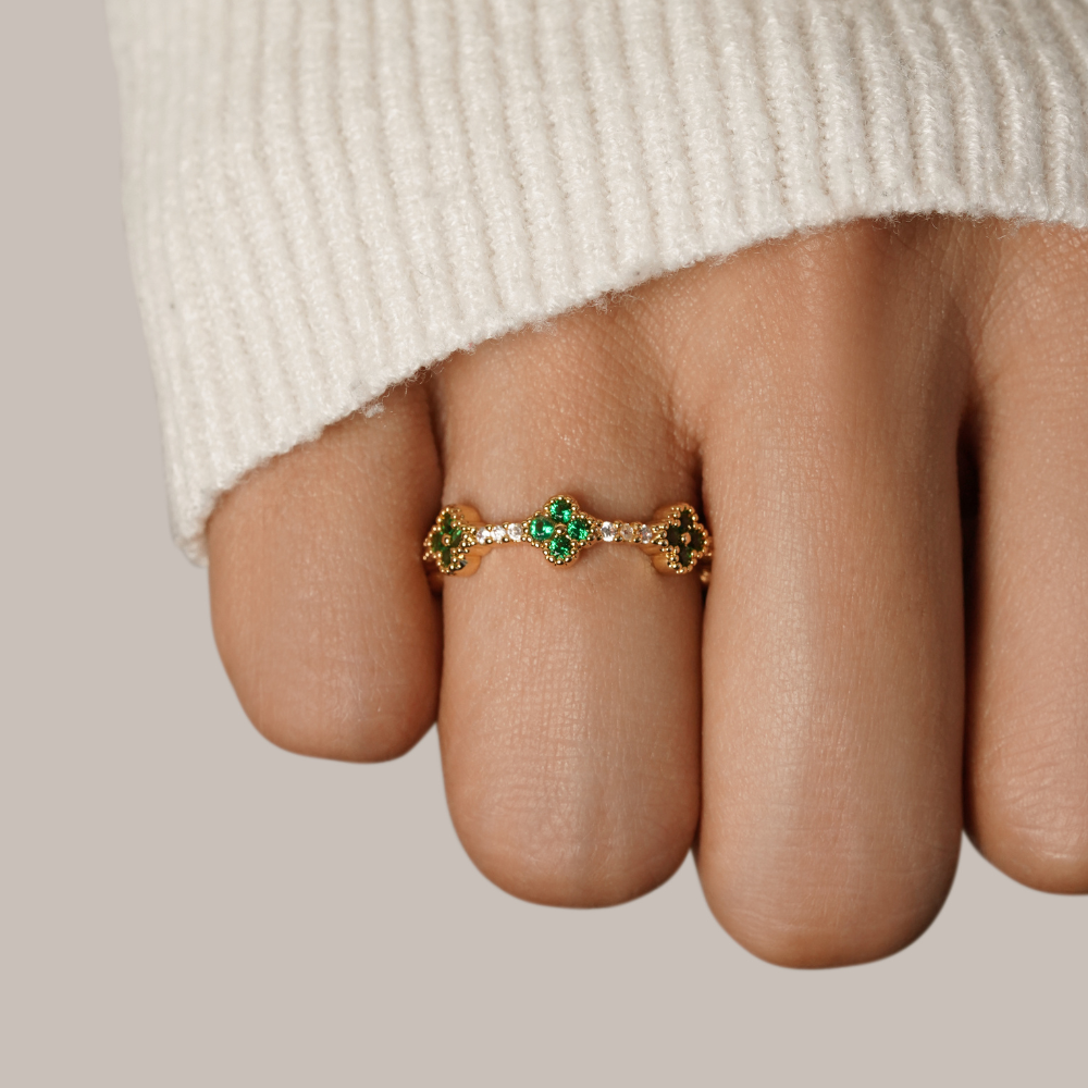 Clover Crystal Ring