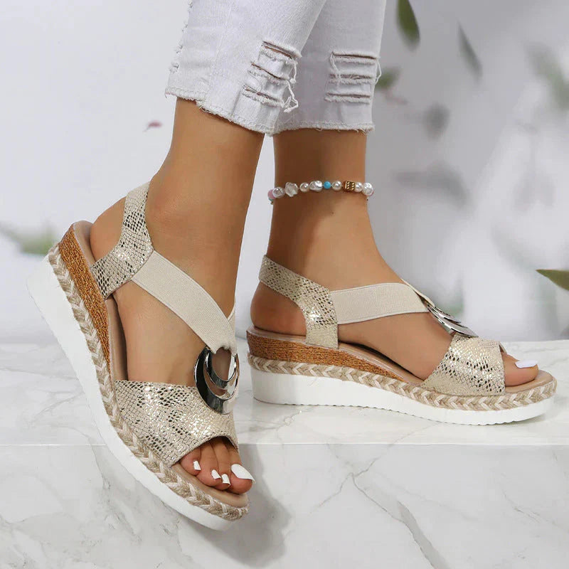 Havelin | Elegant Buckle Wedge Sandals