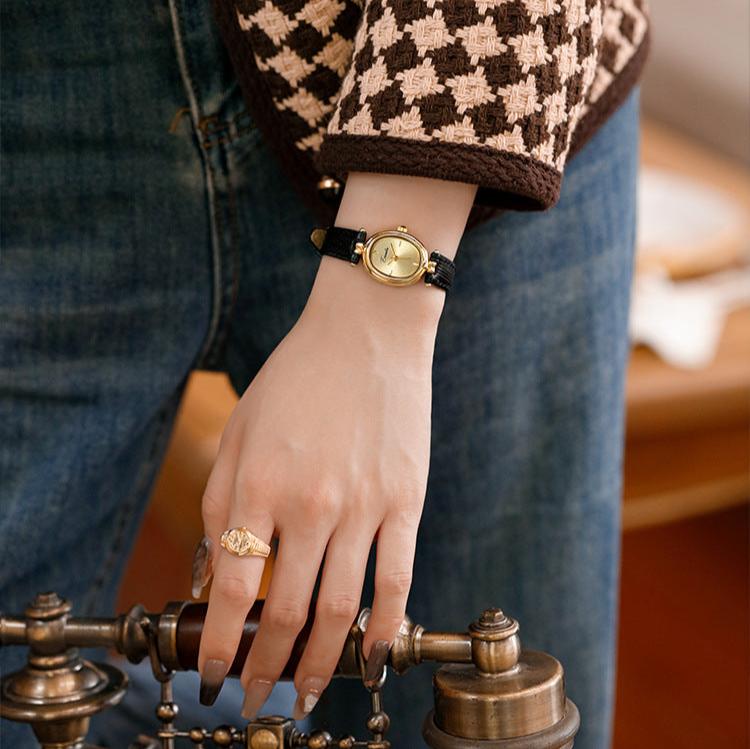 Classic Design Watch – Subtle and Stylish Wrist Accessory