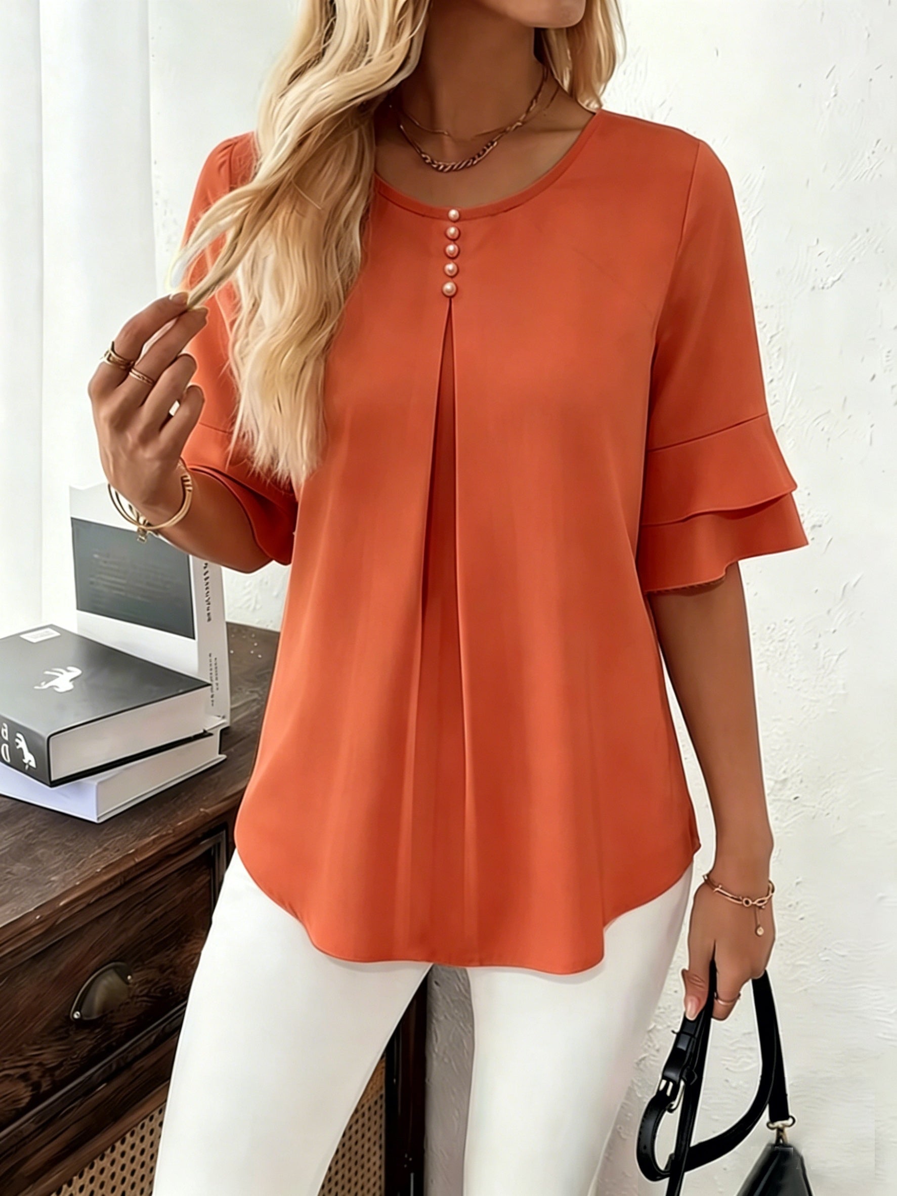 Vera - Elegant Blouse
