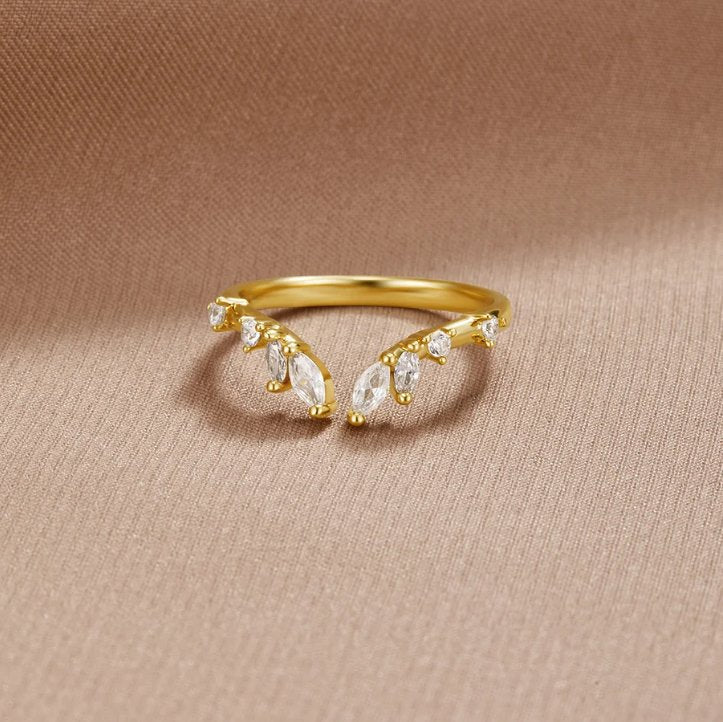 Noelia Elegant Ring