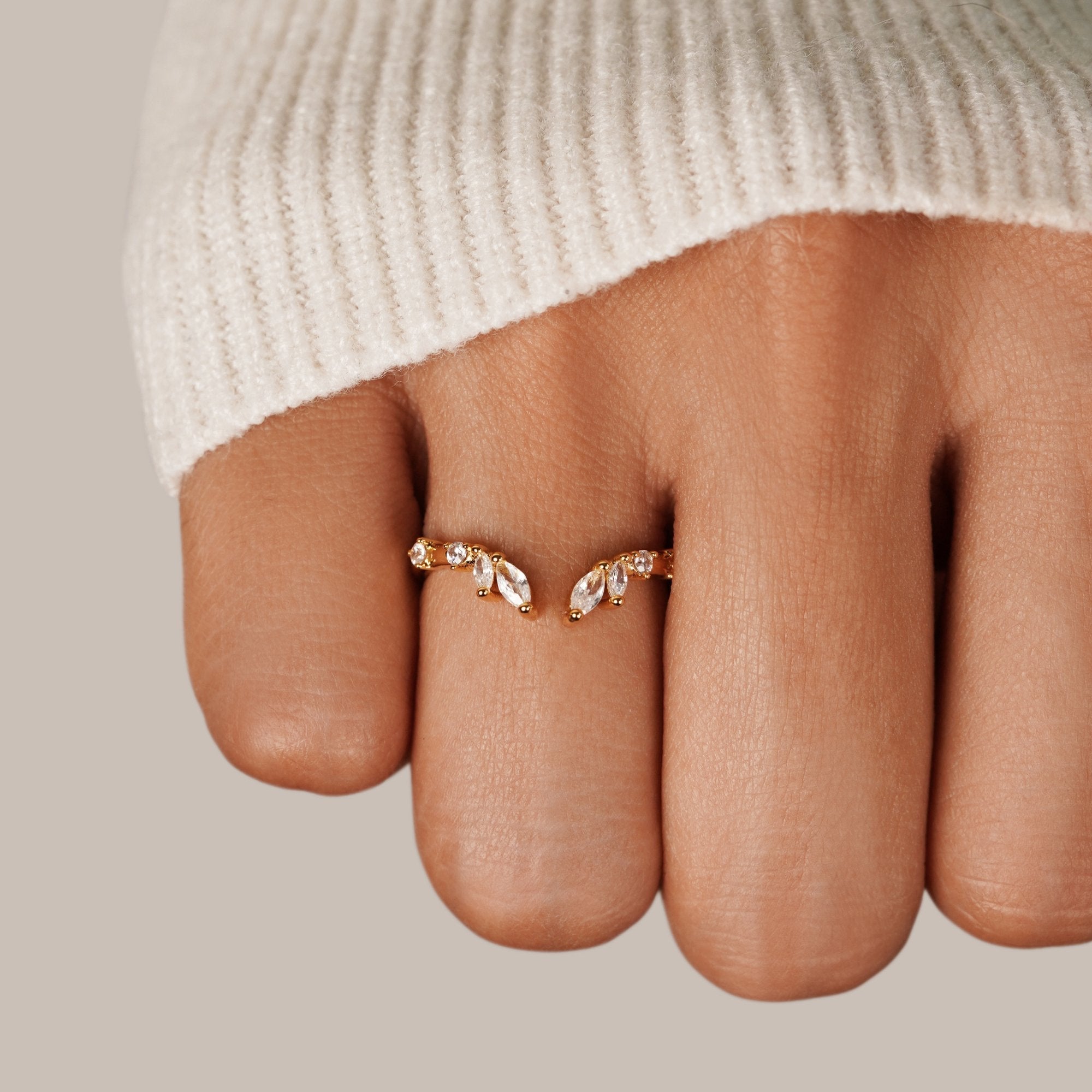 Noelia Elegant Ring